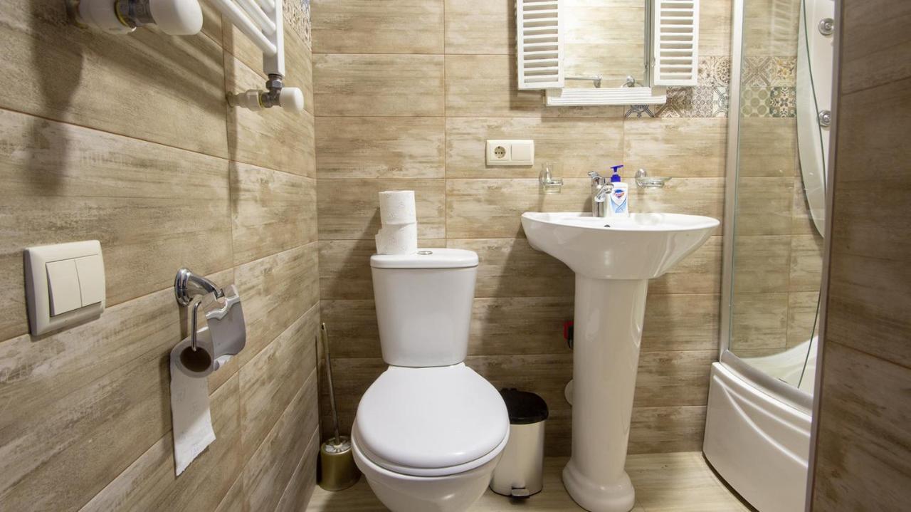 4 Bedroom Apartment On Liberty Square Tbilisi Exteriér fotografie