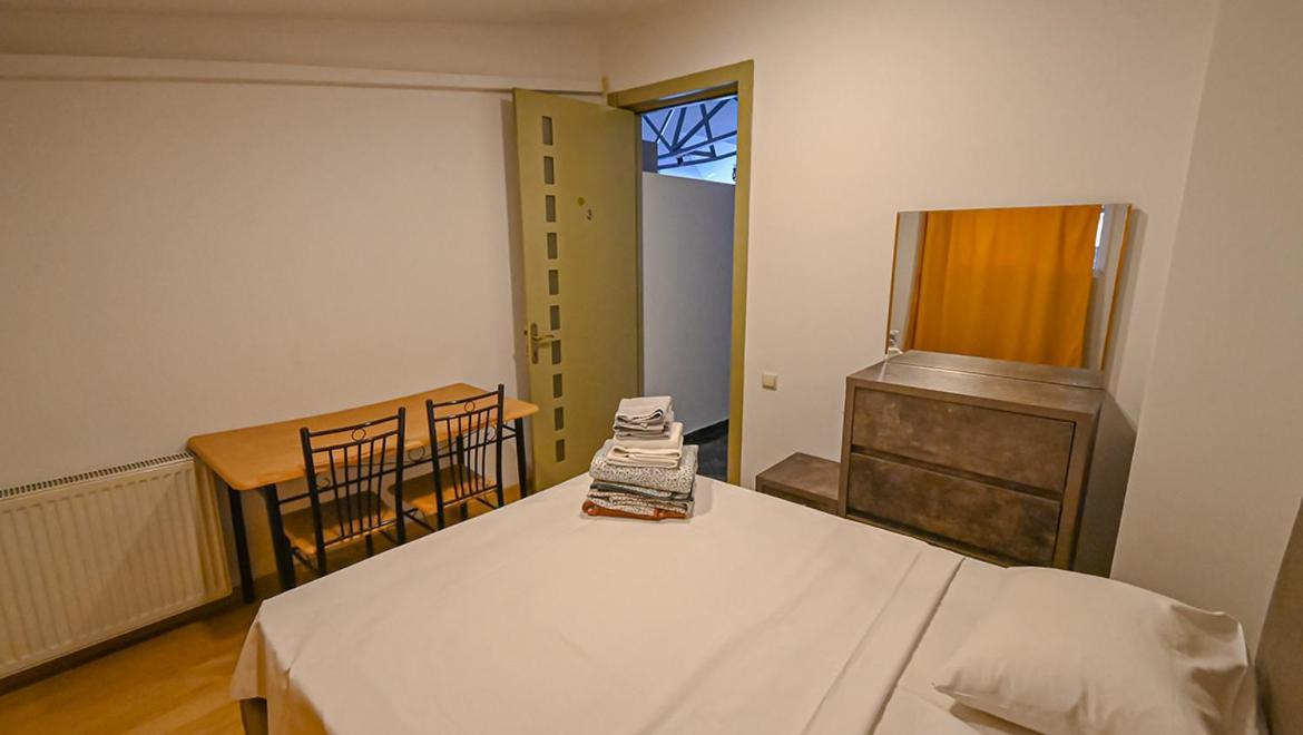 4 Bedroom Apartment On Liberty Square Tbilisi Exteriér fotografie